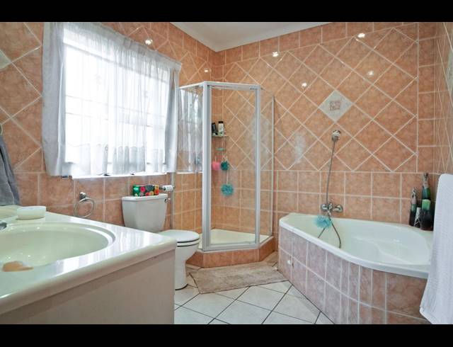 3 BEDROOM HOUSE FOR SALE IN OBSERVATORY